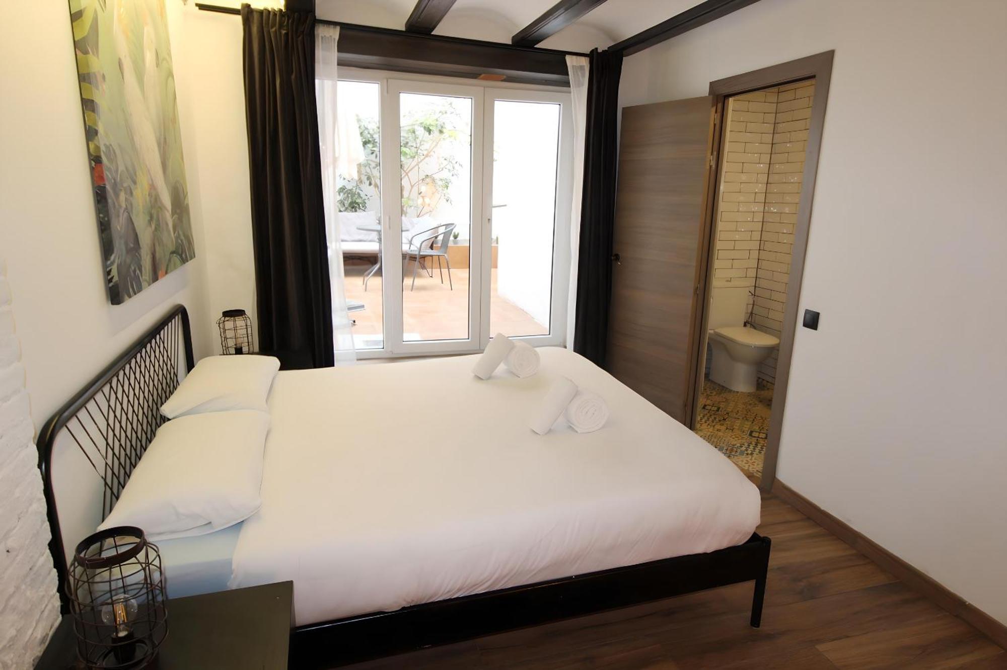 Increible Apartamento Con Terraza Al Lado De Torres De Quart Valencia Exterior photo